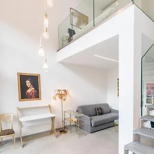 Apartment Urban Garden Lofts By Blue Velvet Livings, Milan