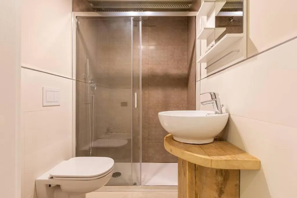 Sp15 -Isola- Super Large Apartment Milan