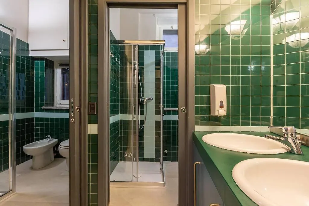 Sp15 -Isola- Super Large Apartment Milan Italy