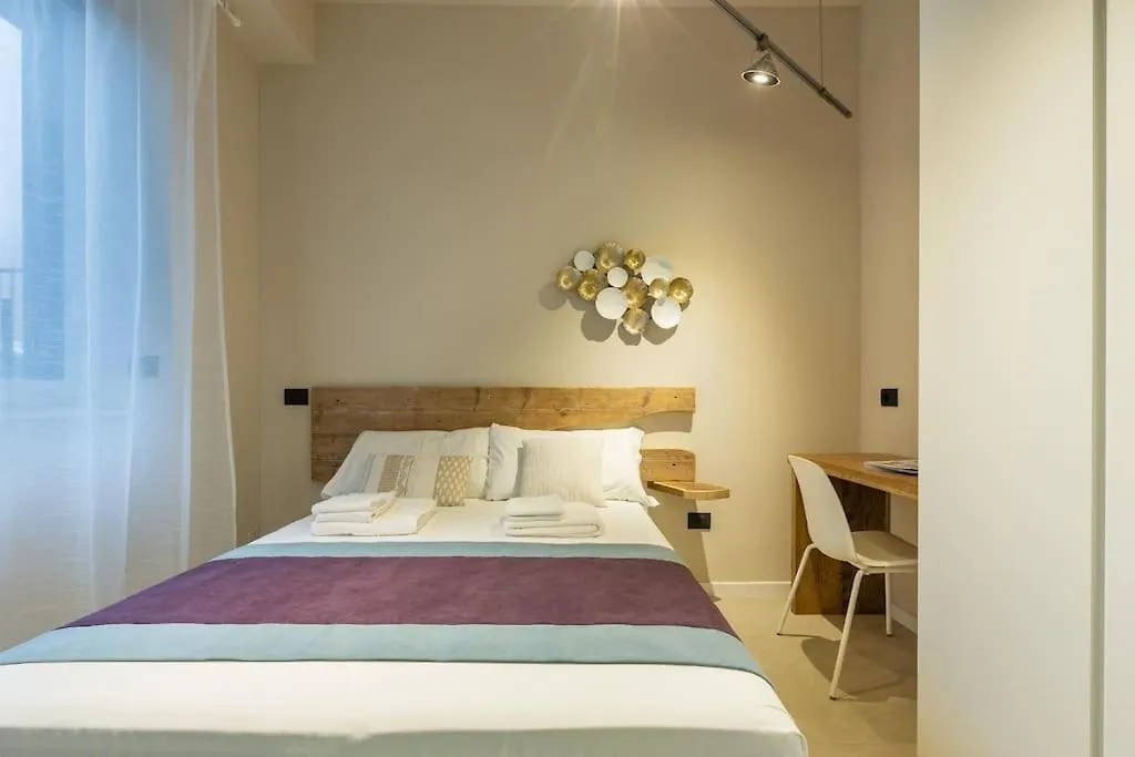 Sp15 -Isola- Super Large Apartment Milan