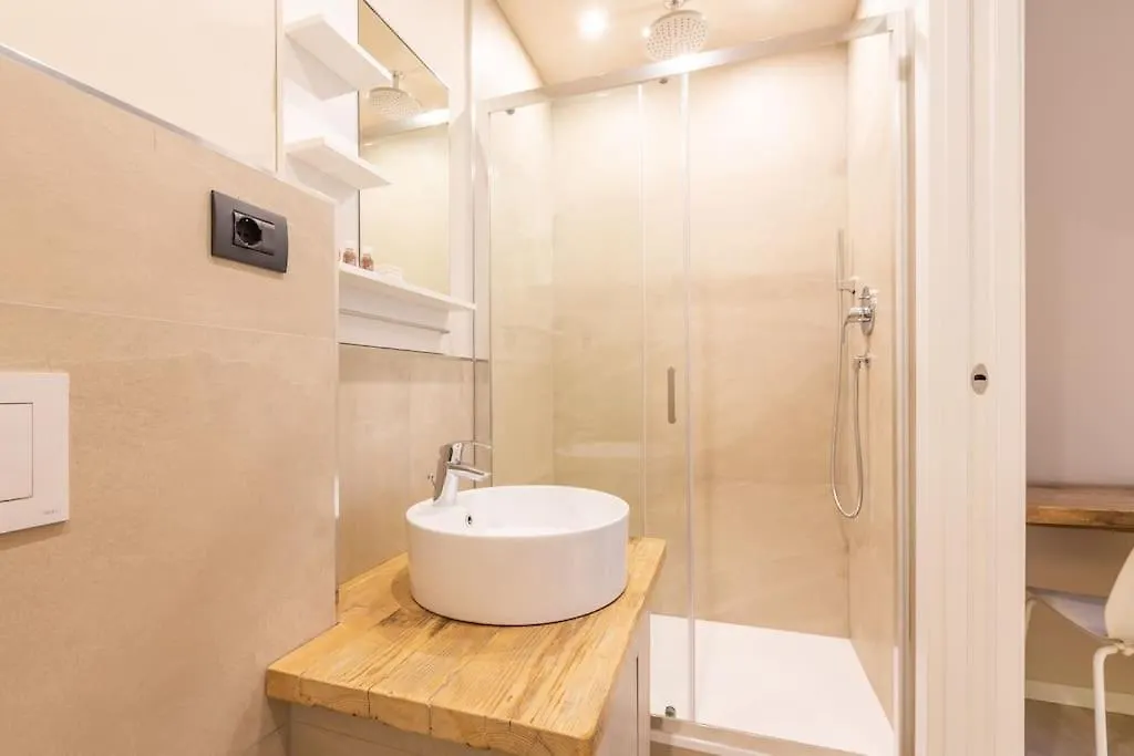 Sp15 -Isola- Super Large Apartment Milan